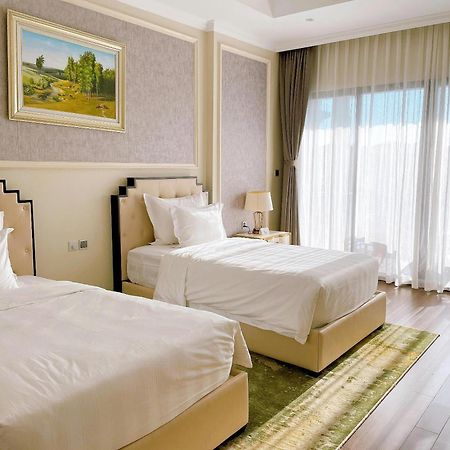 Hotel Ivy Plaza Near Igi Airport 뉴델리 외부 사진