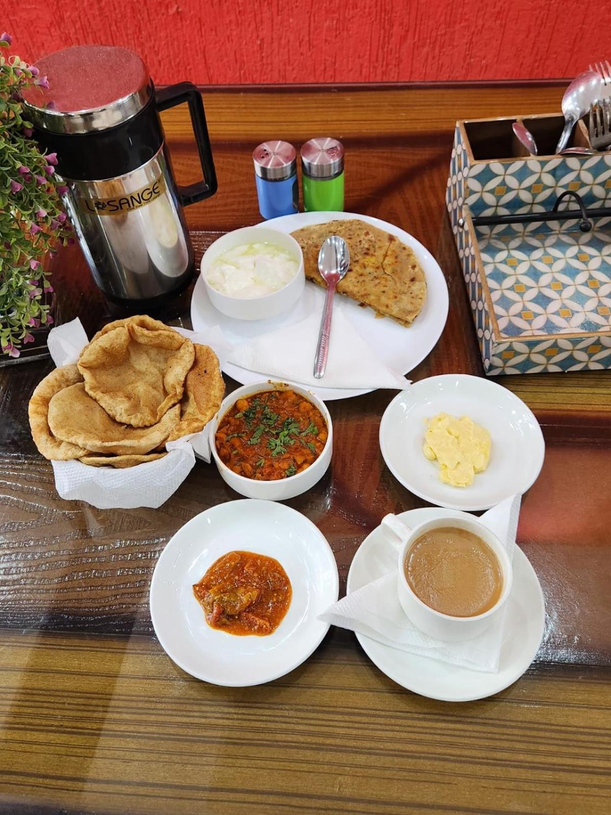 Hotel Ivy Plaza Near Igi Airport 뉴델리 외부 사진